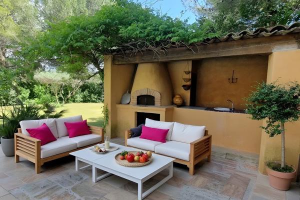 Aubagne (13400) BASTIDE / MAISON - AUBAGNE - 362 m² sur terrain de 9753 m² - Piscine - AU CALME et SANS VIS-à-Vis