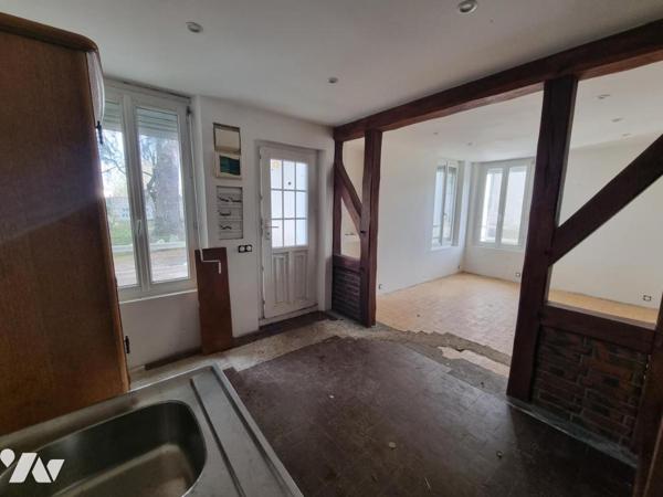 AMILLY 45200 - Maison de ville 60m² avec garage