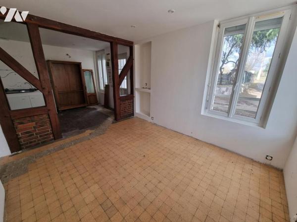 AMILLY 45200 - Maison de ville 60m² avec garage