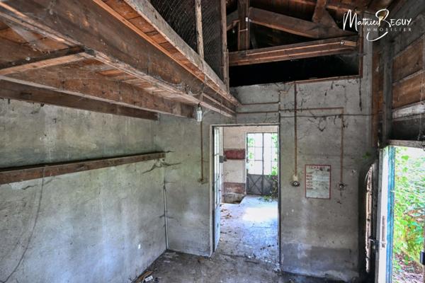 Terrain à vendre de 764,00 m² VERNAISON (69)