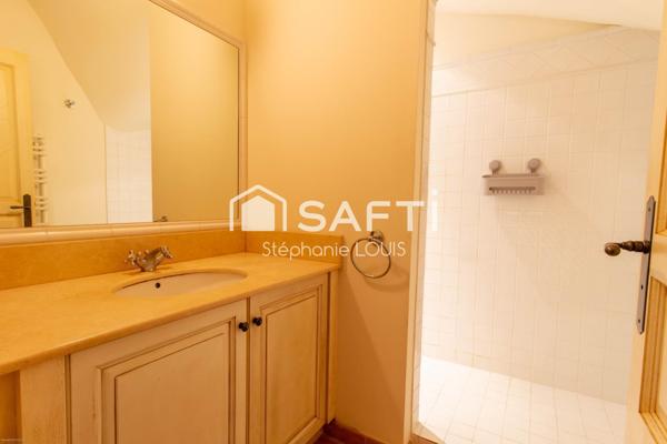 Villa Dans Domaine Privée