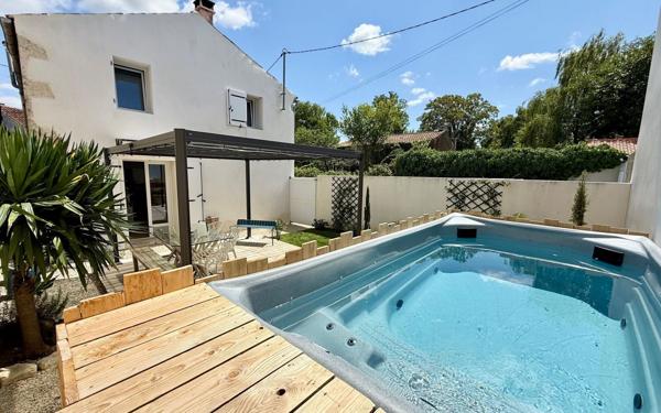 Maison à vendre    5 pièces •  Aigrefeuille-d'Aunis