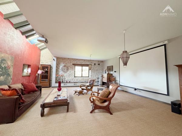 Chevry (01170) Ferme Gessienne 10 Pièces 455 m2