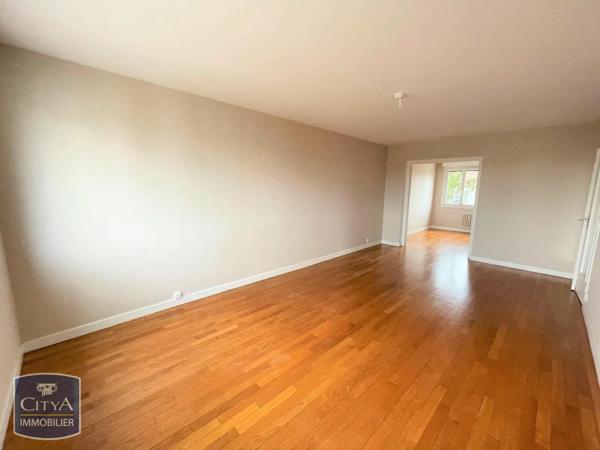 Appartement à louer 4 pièces 83.24m²