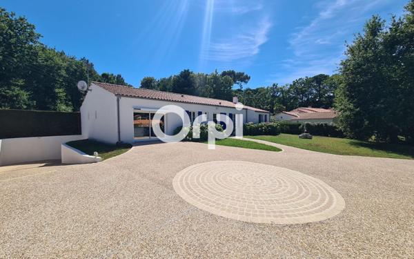 Maison à vendre    5 pièces •  Breuillet