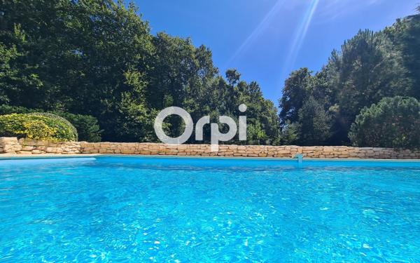 Maison à vendre    5 pièces •  Breuillet