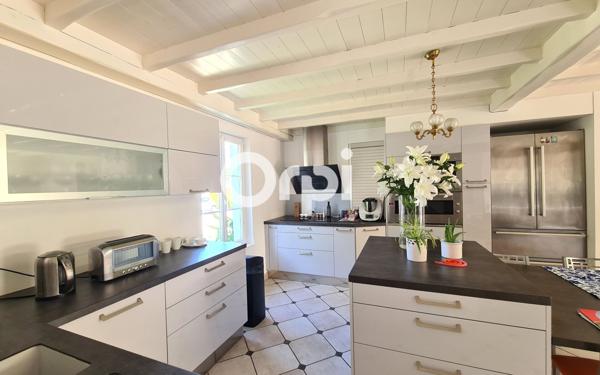 Maison à vendre    5 pièces •  Breuillet