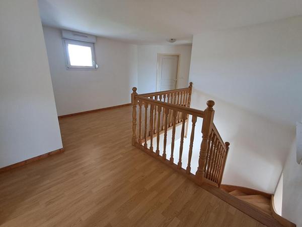 Maison Quincey 8 pièces 185 m2 à 299 000 euros