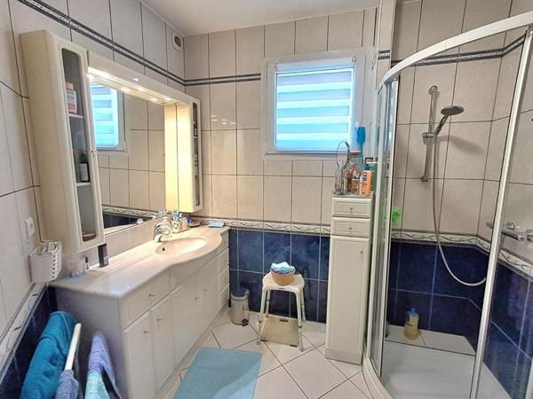 Maison Quincey 8 pièces 185 m2 à 299 000 euros