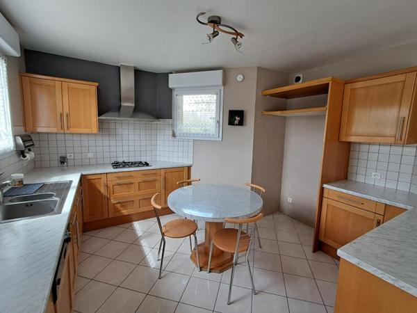 Maison Quincey 8 pièces 185 m2 à 299 000 euros