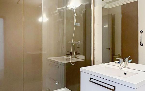 Appartement à vendre    4 pièces • 67,78 m2 La Rochelle