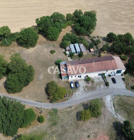 Vente Maison 6 pièces de 237m² - 31560 Nailloux
