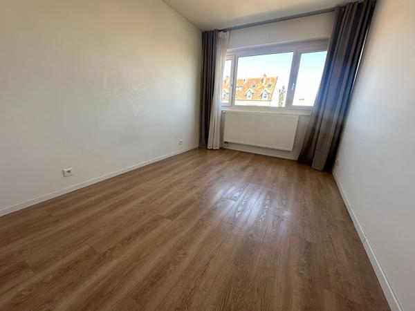 Appartement 5 pièces 110.36 m2