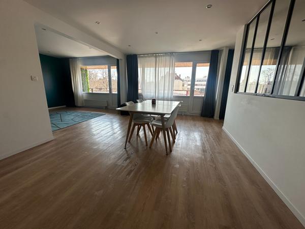 Appartement 5 pièces 110.36 m2