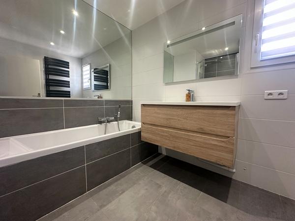 Appartement 5 pièces 110.36 m2