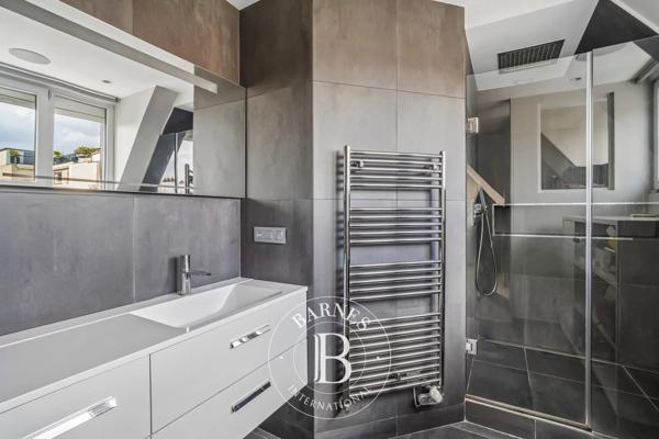 Paris 16ème, Appartement 1 Chambre -  78 m² à vendre