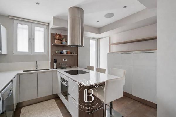 Paris 16ème, Appartement 1 Chambre -  78 m² à vendre