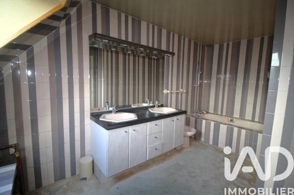 Maison à vendre 7 pièces 216 m² Hennebont