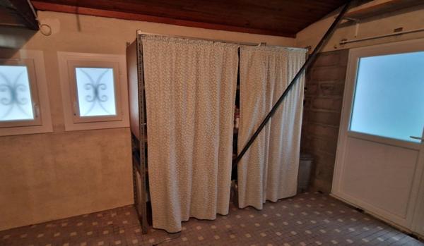 Maison à vendre 3 pièces proche de LA COURONNE (16), plain pied, 2 chambres, jardin