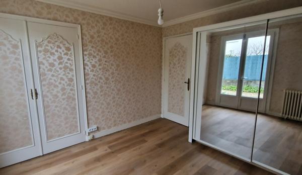 Maison à vendre 3 pièces proche de LA COURONNE (16), plain pied, 2 chambres, jardin