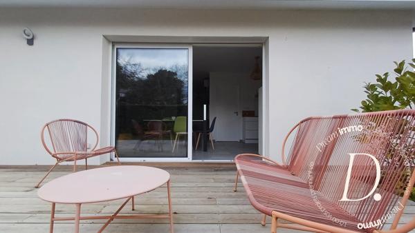 CONTEMPORAINE