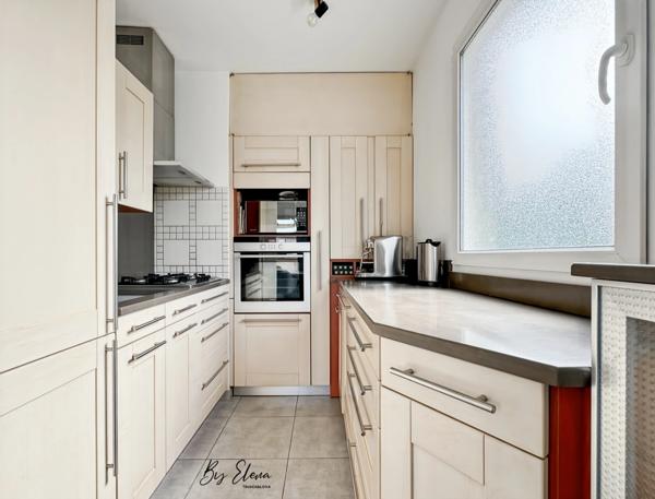 Duplex d’exception — Terrasse toit - Vue panoramique - Dernier étage.