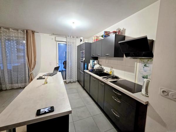 Appartement T4 avec 2 terrasses et parkings