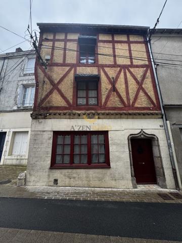 Maison à vendre à Parthenay – Centre-ville – Proche quartier historique et commerces