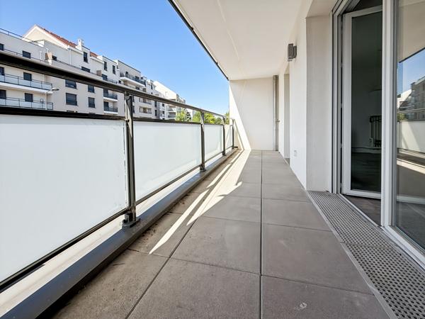 Appartement Jouy Le Moutier 4 pièce(s) neuf