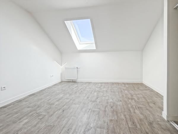 Appartement Jouy Le Moutier 4 pièce(s) neuf
