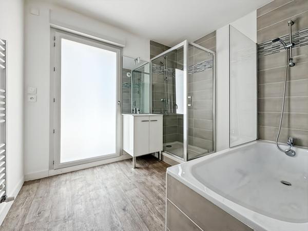 Appartement Jouy Le Moutier 4 pièce(s) neuf