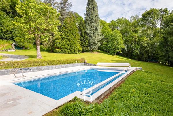 Aspet, Maison 4 Chambres -  303 m² à vendre