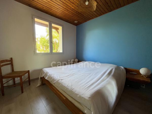 Propriété avec dépendances au coeur d’un jardin paysager– 230 m² habitables – À 10 min des plages des Sables-d'Olonne