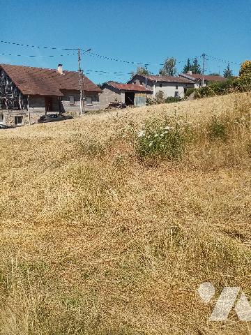 sur les hauteurs du village - très belle parcelle de terrain à bâtir - 1017 m²