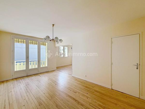 Location Appartement 3 pièces 70 m2 à Clermont-Ferrand