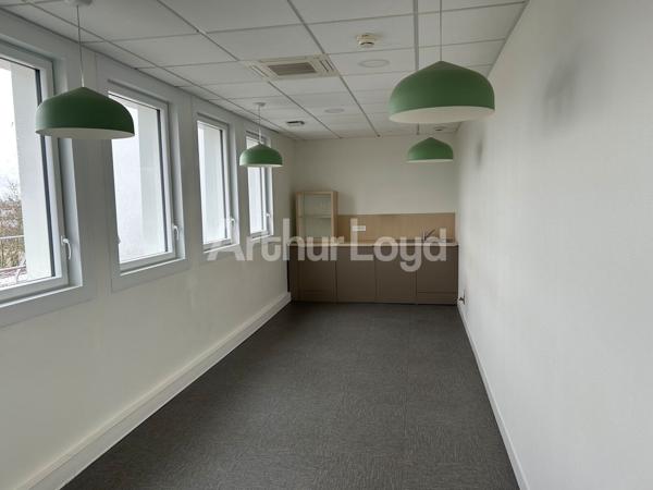 À louer : Bureaux modernes et fonctionnels au coeur de Lille - Emplacement stratégique et prestations de qualité