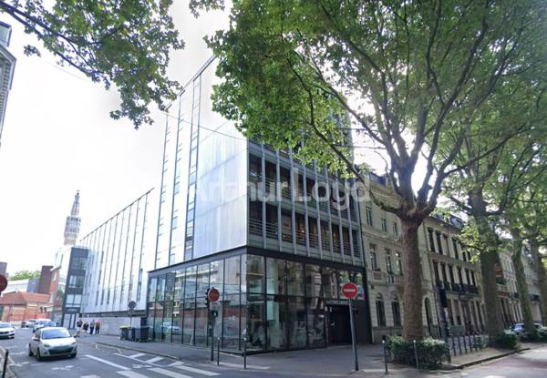 Bureaux modernes et lumineux à louer à Lille - Accessibilité optimale et cadre de travail agréable