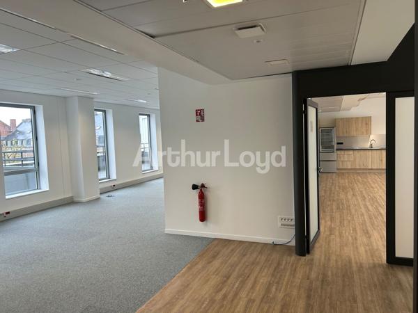 Bureaux modernes et lumineux à louer à Lille - Accessibilité optimale et cadre de travail agréable