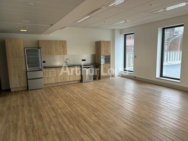 Bureaux modernes et lumineux à louer à Lille - Accessibilité optimale et cadre de travail agréable