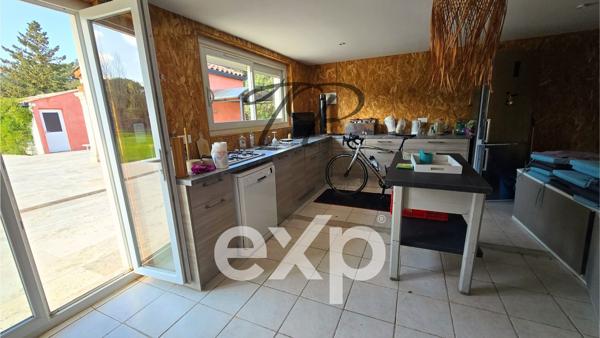 DOMAINE 2 HABITATIONS SUR 5 HECTARES DE TERRAIN