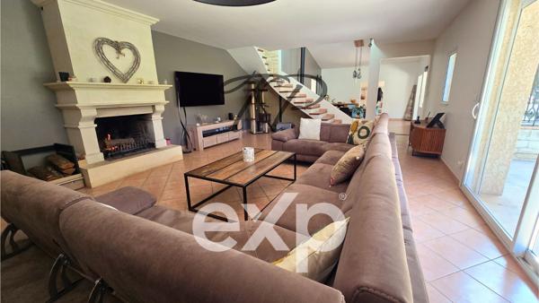 DOMAINE 2 HABITATIONS SUR 5 HECTARES DE TERRAIN