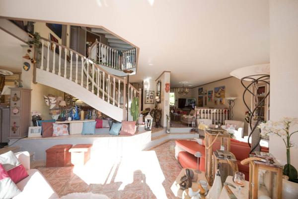 Maison à vendre - Sévrier 4 pièces de 200 m²