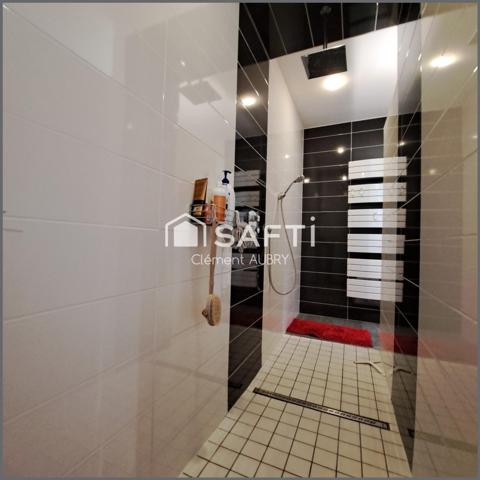 Longère de plain pied avec grand terrain !