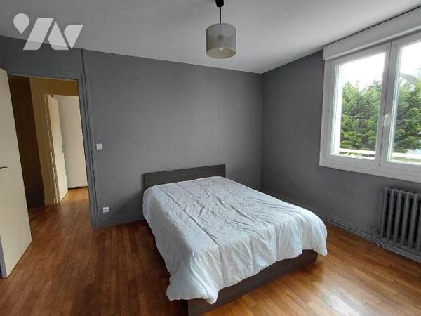 Maison 4 pièces à vendre, Pontivy (56300), Centre-ville,101 m², Jardin, Garage, Terrain 390 m²...