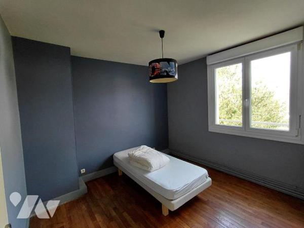 Maison 4 pièces à vendre, Pontivy (56300), Centre-ville,101 m², Jardin, Garage, Terrain 390 m²...