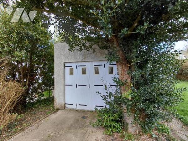 Maison 4 pièces à vendre, Pontivy (56300), Centre-ville,101 m², Jardin, Garage, Terrain 390 m²...