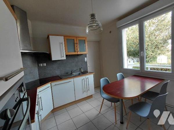 Maison 4 pièces à vendre, Pontivy (56300), Centre-ville,101 m², Jardin, Garage, Terrain 390 m²...