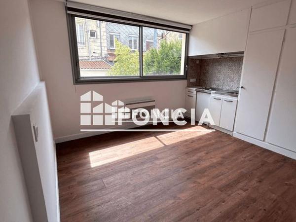 Location Studio 18.85 m² - 31 RUE D'ALZON Bordeaux 33000
