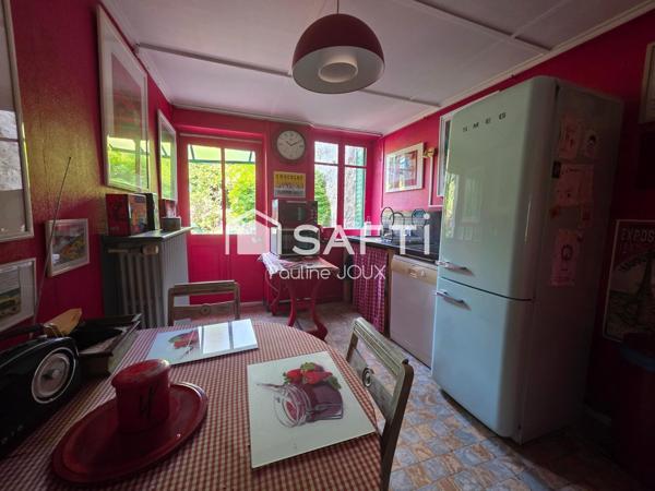 Maison de campagne 213m2 divisible en 2 logements avec jardin arboré et garage