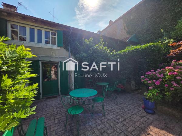Maison de campagne 213m2 divisible en 2 logements avec jardin arboré et garage